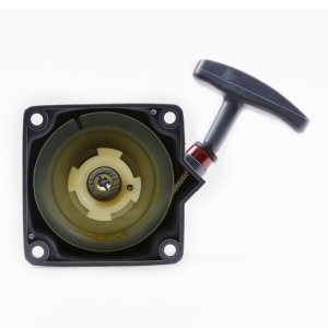 Стартер в сборе для бензиновых триммеров FUBAG FPT 33/43/52 Стартер в сборе для бензиновых триммеров FUBAG FPT 33/43/52