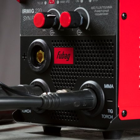Полуавтомат сварочный FUBAG IRMIG 220 SYN FLUX Полуавтомат сварочный FUBAG IRMIG 220 SYN FLUX в Томске фото