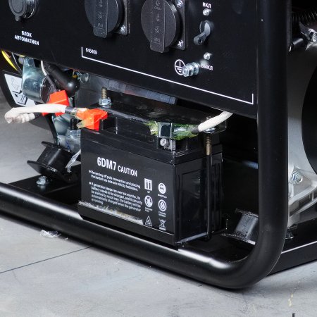 Бензиновый генератор FUBAG BS 3300 A ES с электростартером и коннектором автоматики Бензиновый генератор FUBAG BS 3300 A ES с электростартером и коннектором автоматики в Томске фото