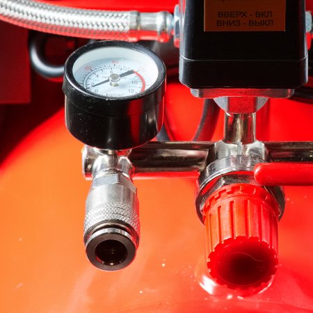 Компрессор безмасляный малошумный FUBAG Свободный Воздух (Free Air) 490/50/4.0 S в Томске фото