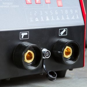 Аппарат точечной сварки FUBAG TS 2300 Аппарат точечной сварки FUBAG TS 2300 в Томске фото