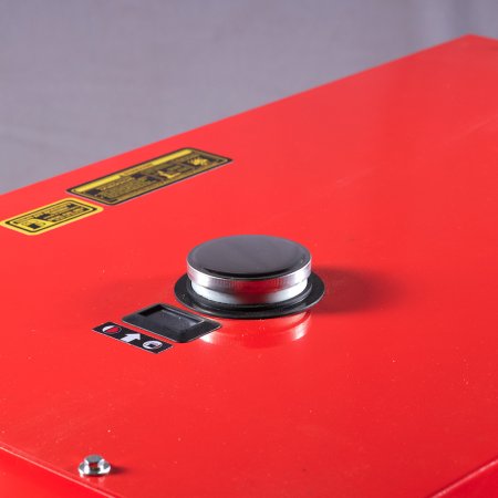 Дизельный генератор FUBAG DS 6500 AC ES с электростартером и коннектором автоматики (кожух) Дизельный генератор FUBAG DS 6500 AC ES с электростартером и коннектором автоматики (кожух) в Томске фото