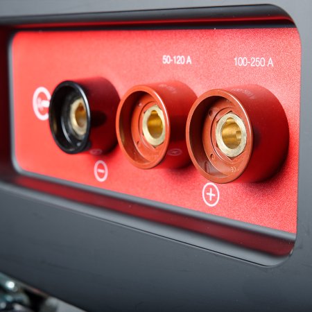 Сварочный бензиновый генератор FUBAG WCE 250 DC ES Сварочный бензиновый генератор FUBAG WCE 250 DC ES в Томске фото